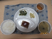 今日の給食とおやつ6月5日