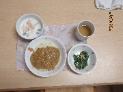 今日の給食とおやつ6月17日