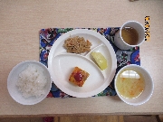 今日の給食とおやつ8月6日