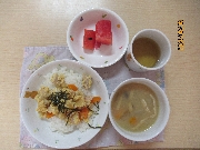 今日の給食とおやつ8月9日