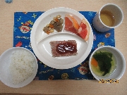 今日の給食とおやつ8月22日