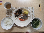 今日の給食とおやつ9月12日