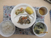 今日の給食とおやつ10月30日