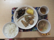 今日の給食とおやつ11月12日